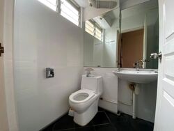 Tampines Avenue 5 (Tampines),  #616499971